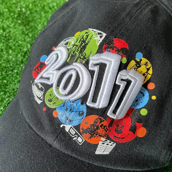 Disneyland Resort 2011 Walt Disney Black Adjustable Baseball Hat Cap OS - Picture 3 of 8